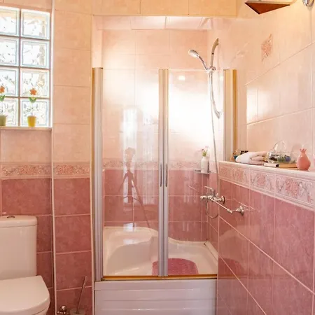 Spacious Detached House With Garden In Izmir Apartment Ulucak